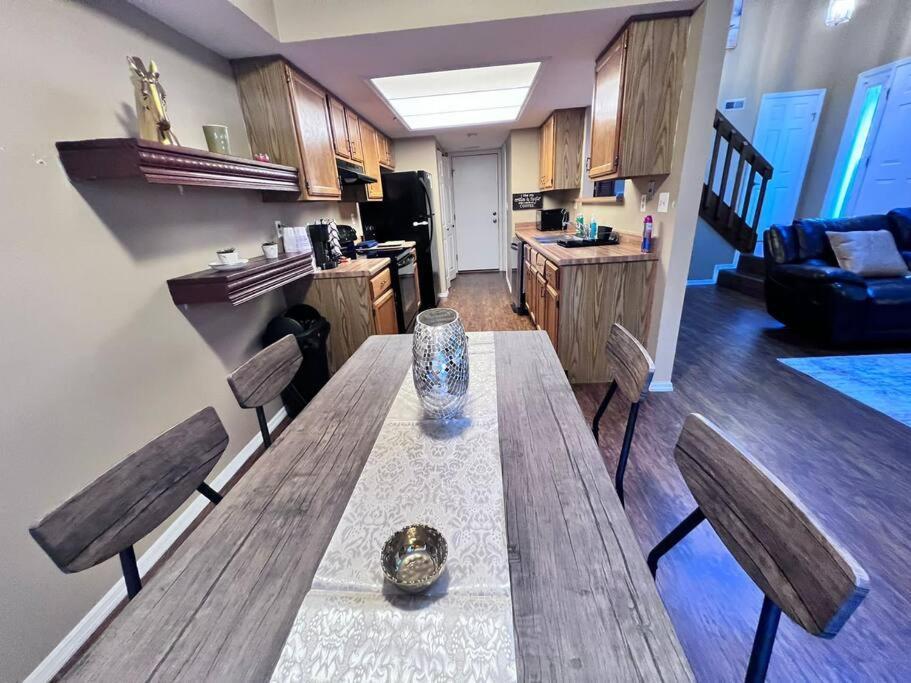 The Cozy Townhouse Wpafb & Wsu Διαμέρισμα Fairborn Εξωτερικό φωτογραφία